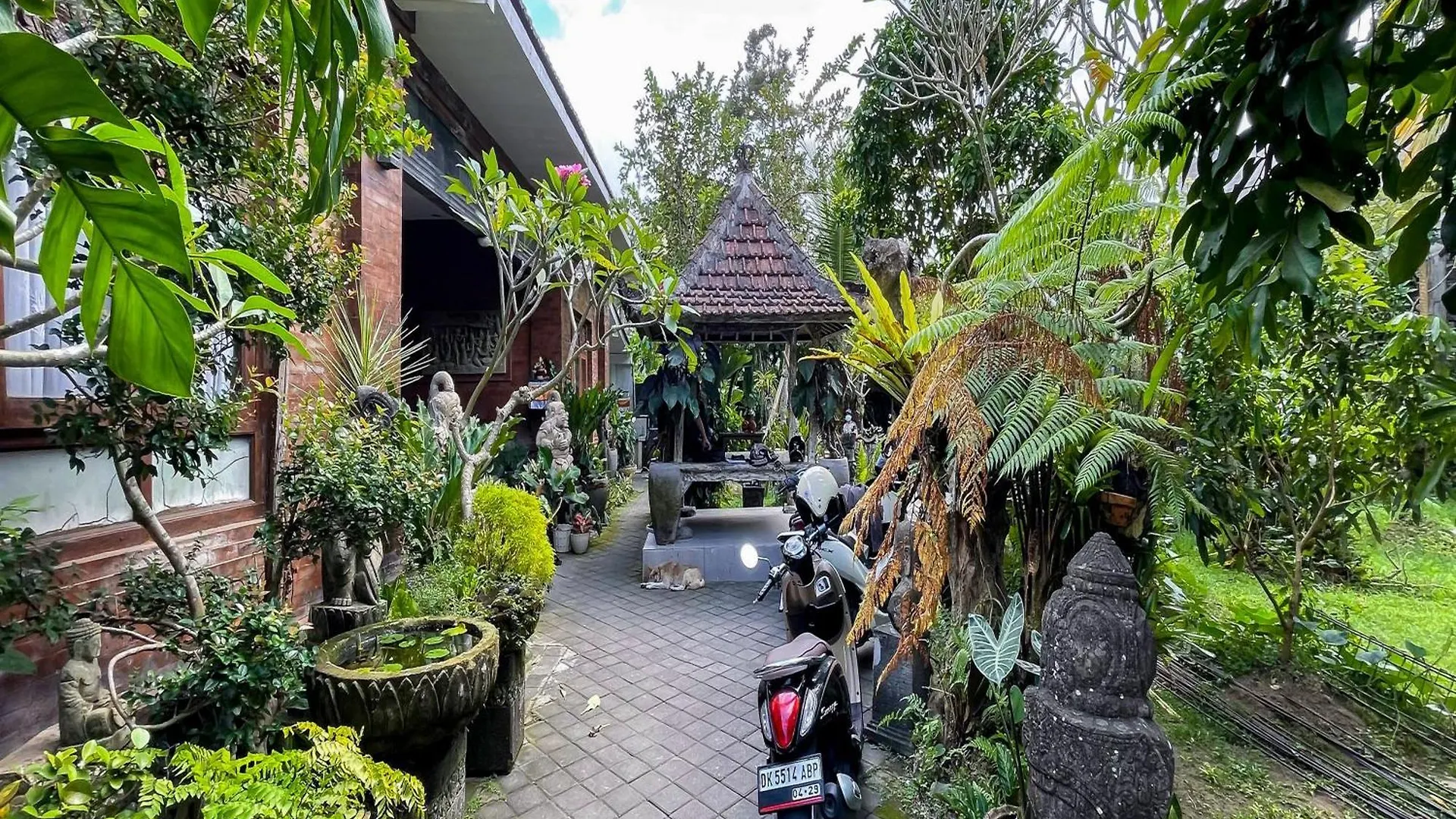 Men Bebas Homestay Near Ubud Mitra Reddoorz Indonesia